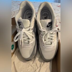 Nike Air Max 90 Women’s White/Wolf Grey Sneakers Size 8